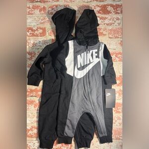 Nike Hooded Onesie Bundle 6mo